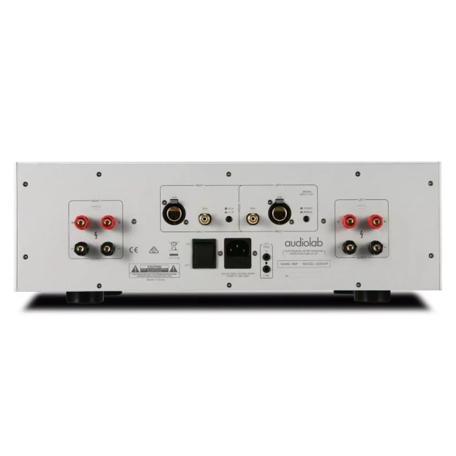Audiolab 8300XP srebrny | końcówka mocy – Audiolab 8300XP srebrny – kolejne ujęcie końcówki mocy