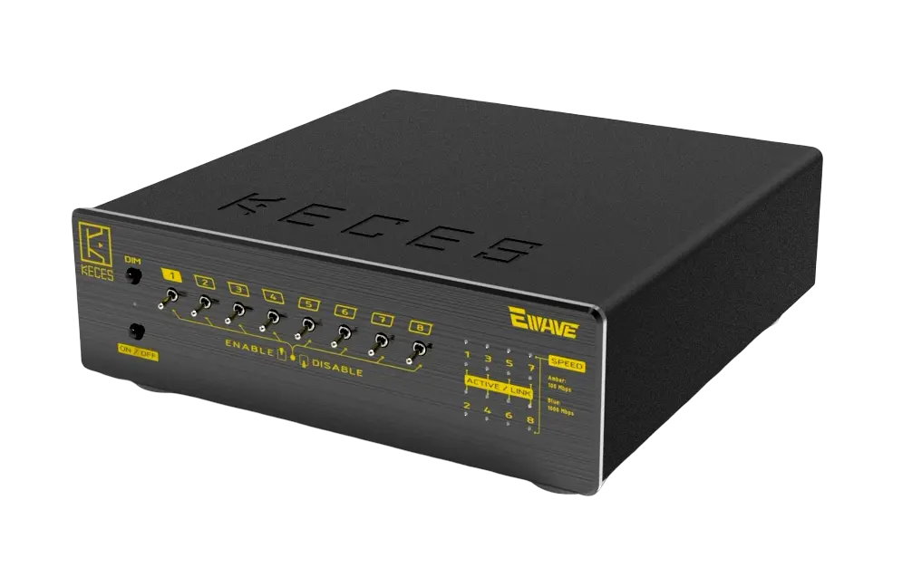 Keces Audio Ewave – ukośne ujęcie urządzenia z widocznym przednim panelem