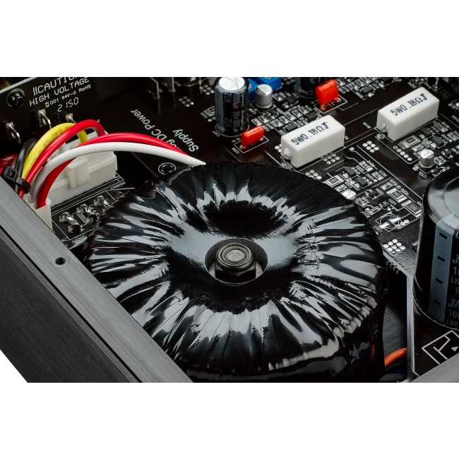 Keces Audio P6 – zasilacz liniowy w aluminiowej obudowie