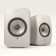 KEF LSX II LT Stone White, para głośników, widok z przodu