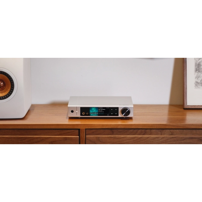 Matrix element M2 music streamer dac headphone amplifier combo – sprzęt audio w zbliżeniu