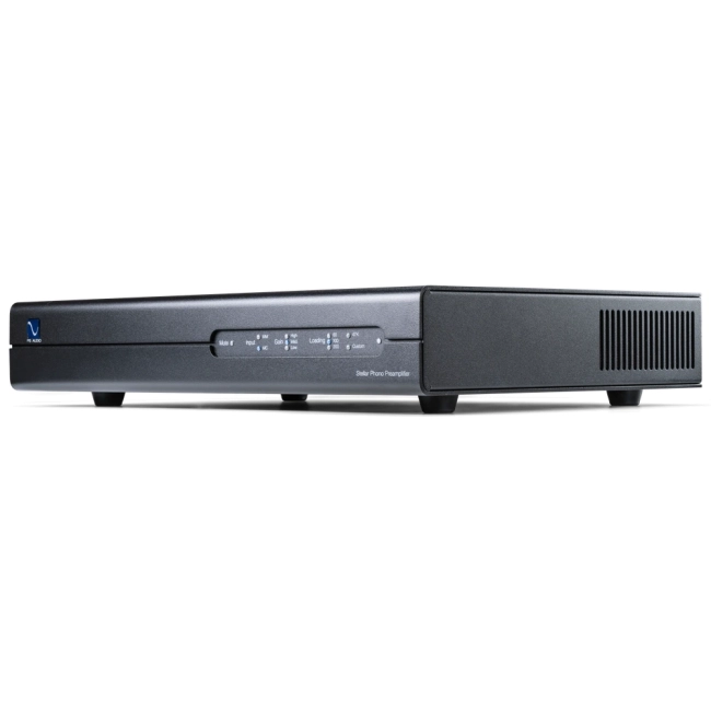 PS Audio Stellar Phono | Przedwzmacniacz – pS Audio Stellar Phono lewy bok z widocznym radiatorem i fragmentem przedniego panela