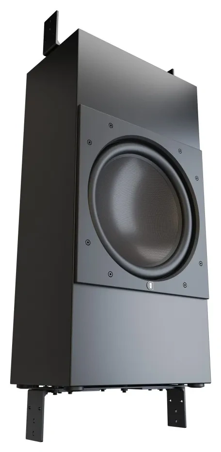 Perlisten R18is | subwoofer instalacyjny – ujęcie skośne z widocznym głośnikiem i elementami montażowymi