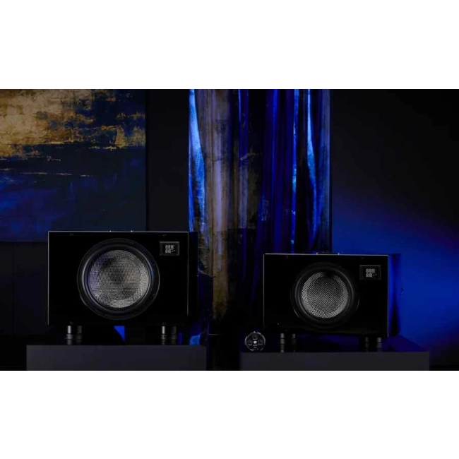 REL Reference No.35 – subwoofer serii Reference w czarnym lakierze