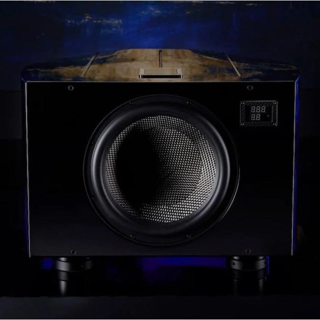 REL Reference No.36 – subwoofer z 15-calowym przetwornikiem Pure Carbon Fibre