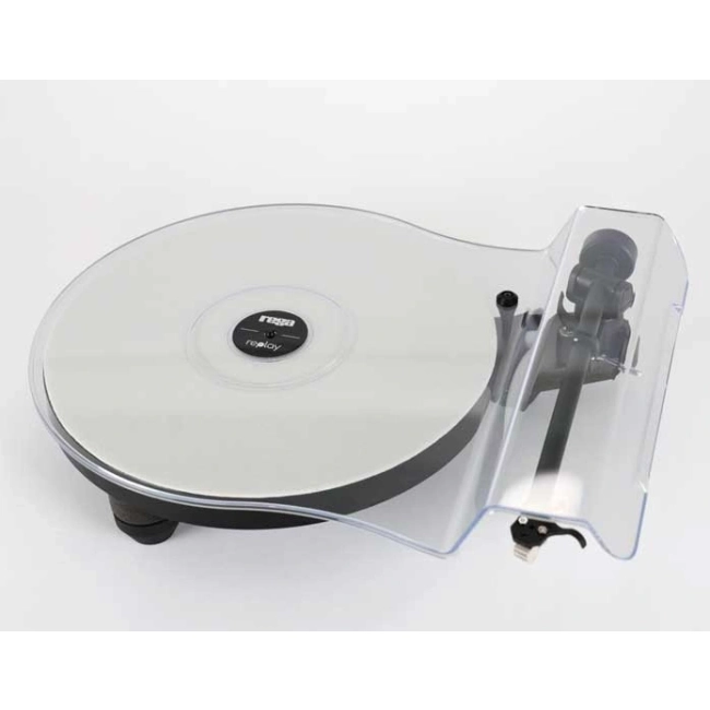 Rega Replay - gramofon – dodatkowy kadr z talerzem z żywicy fenolowej