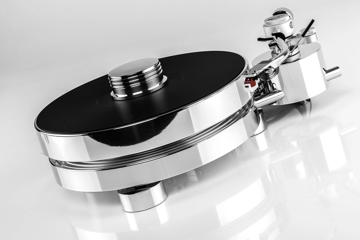 Transrotor MAX – kompaktowy gramofon o technicznej aluminiowej konstrukcji
