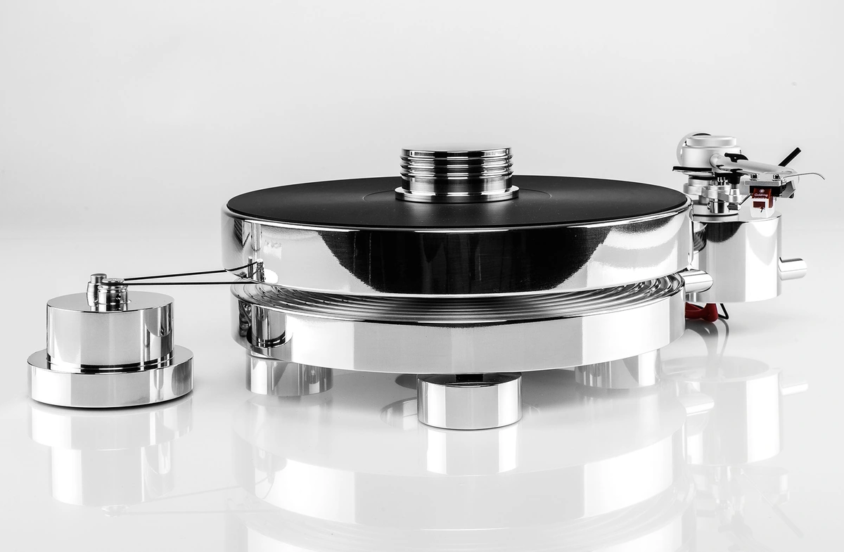 Transrotor MAX – gramofon z odseparowanym silnikiem i lekkim chassis