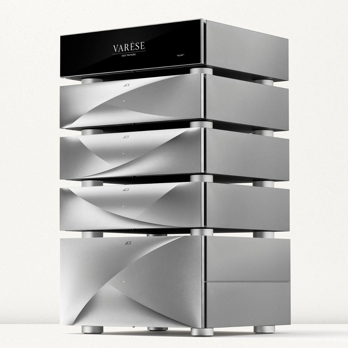dCS Varèse Music System – perspektywiczne ujęcie pod kątem, widoczny układ modułów